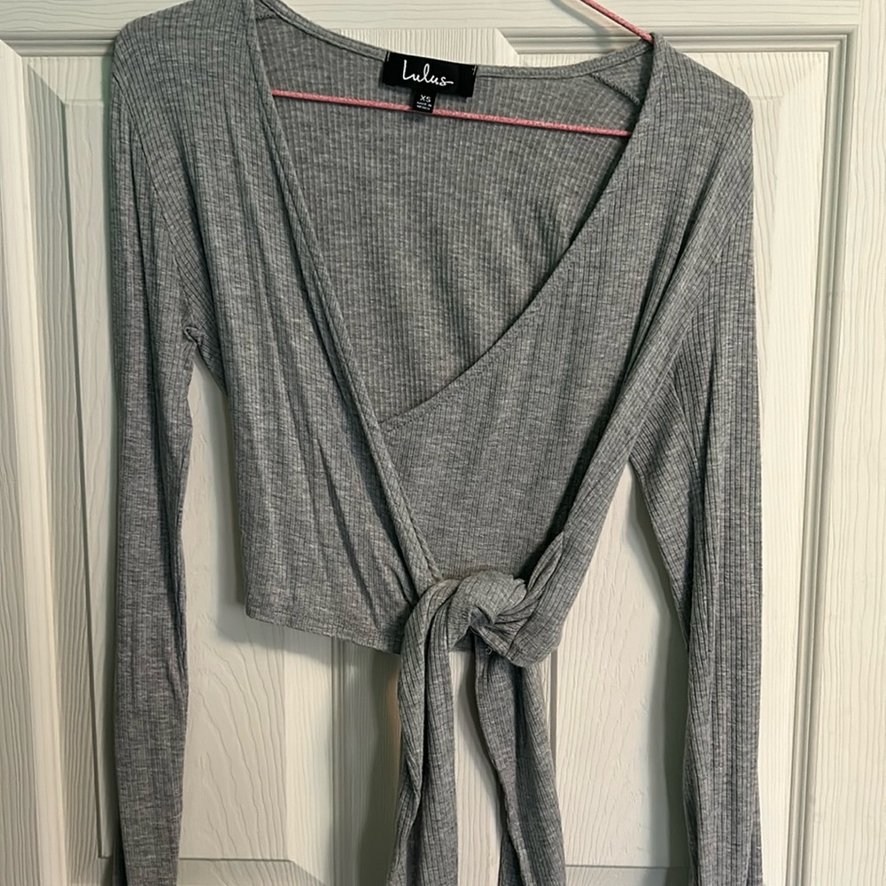 Lulus grey top